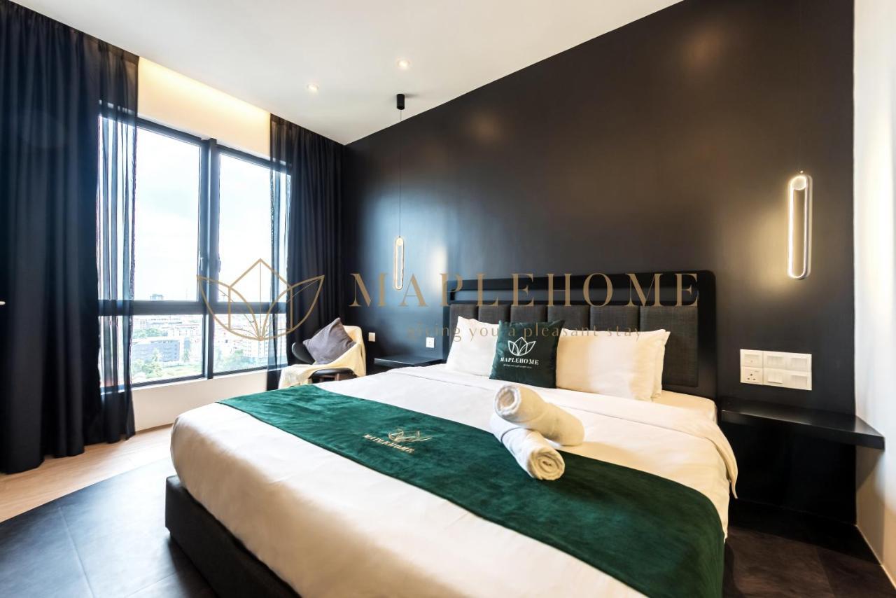 The Apple Melaka Apartment Exterior photo