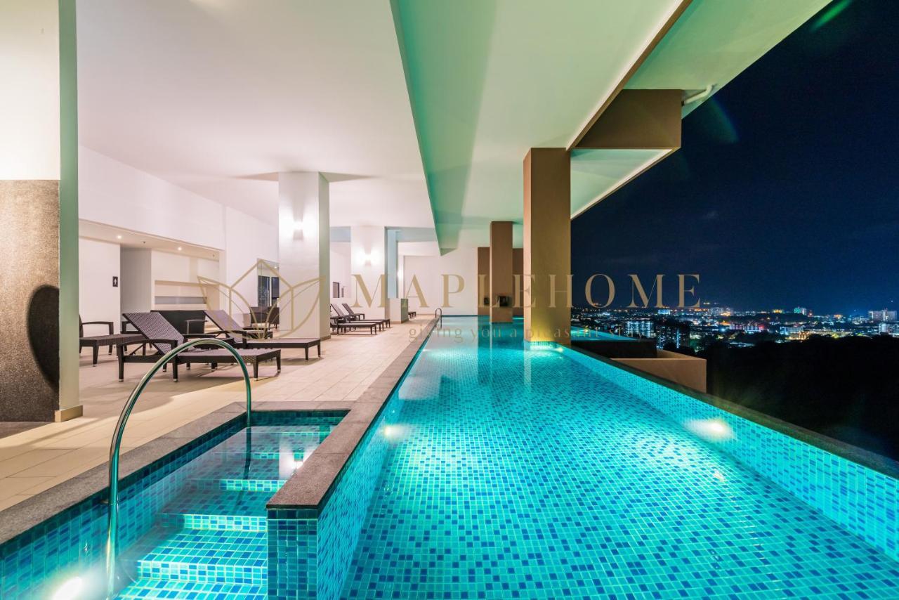 The Apple Melaka Apartment Exterior photo
