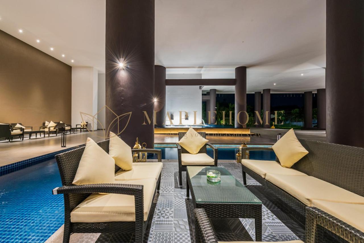 The Apple Melaka Apartment Exterior photo