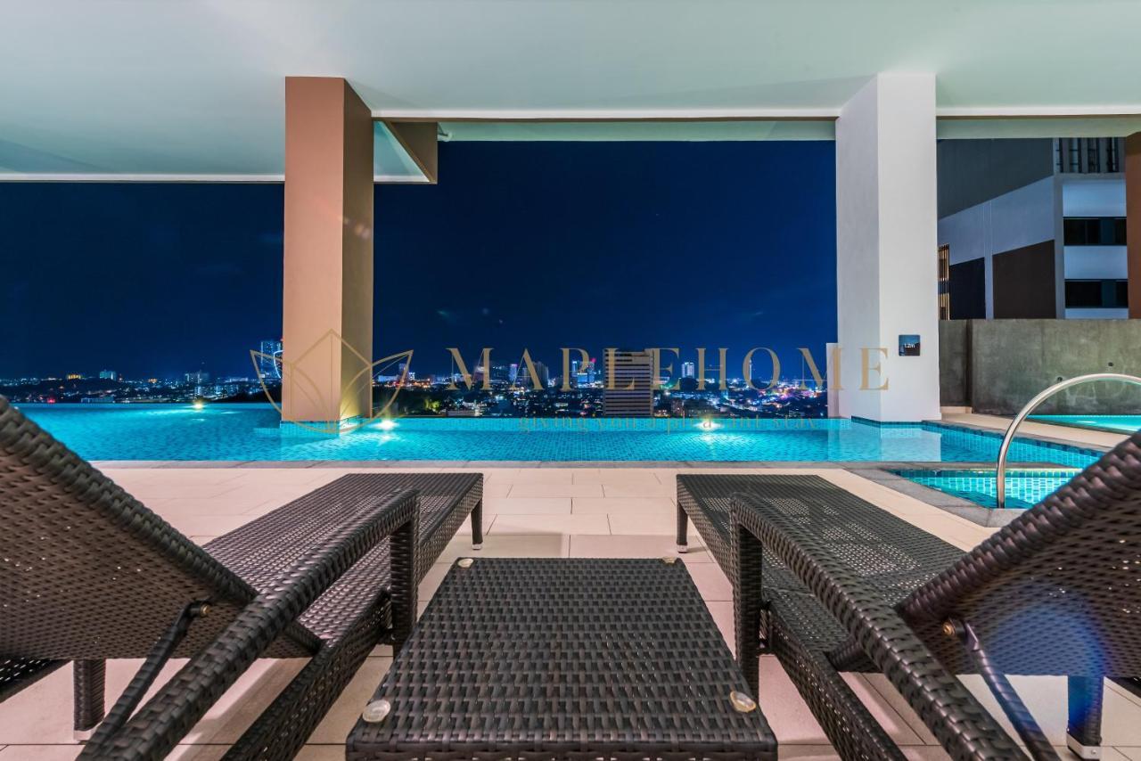 The Apple Melaka Apartment Exterior photo