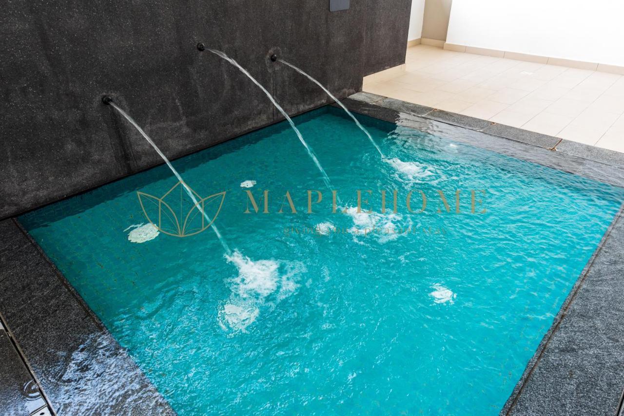 The Apple Melaka Apartment Exterior photo
