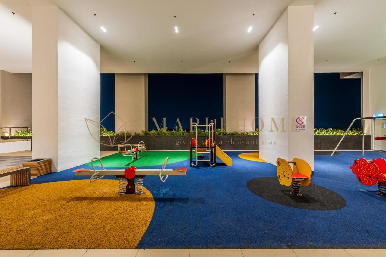 The Apple Melaka Apartment Exterior photo